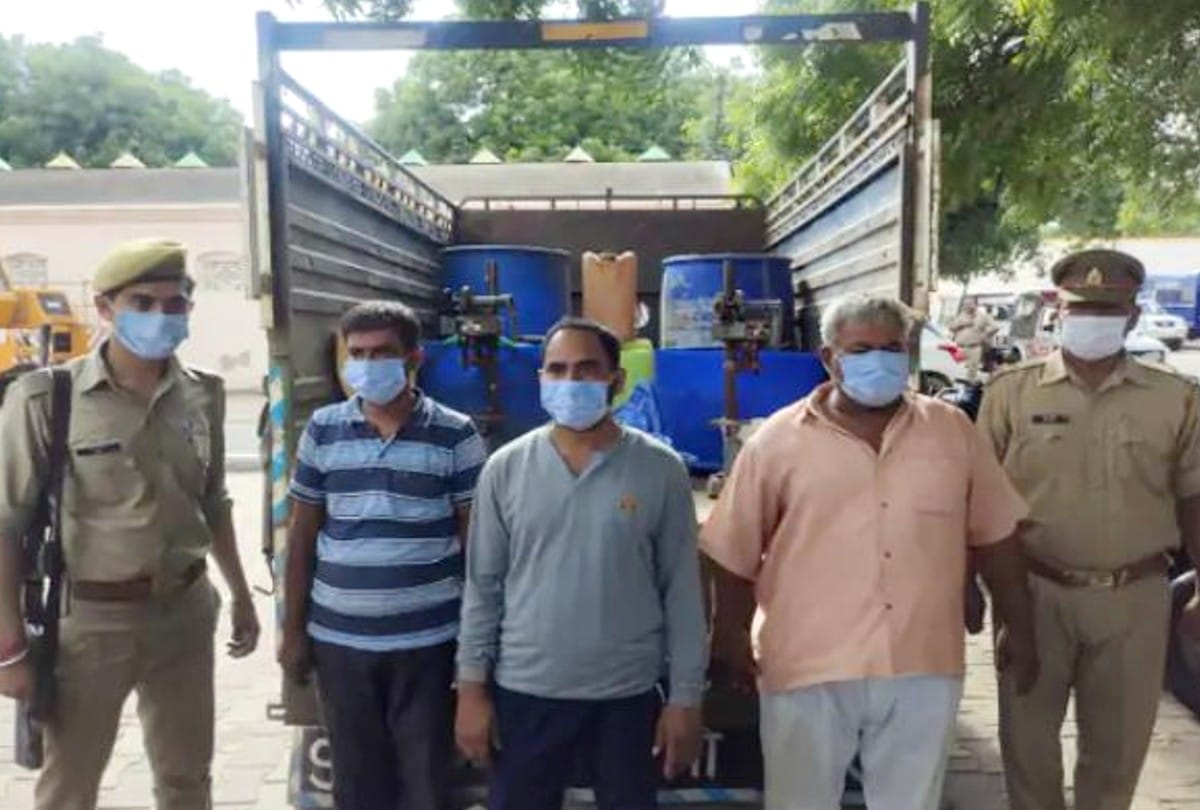 Three accused arrested in poisonous liquor case in agra
