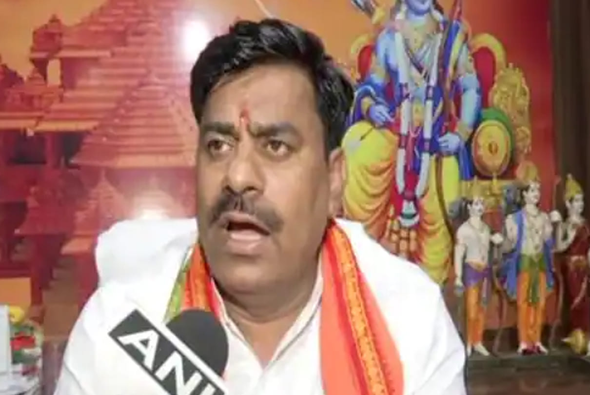 BJP mla rameshwar sharma Slams Rahul Gandhi Said That i will lodge an fir for insulting hindu gods goddesses