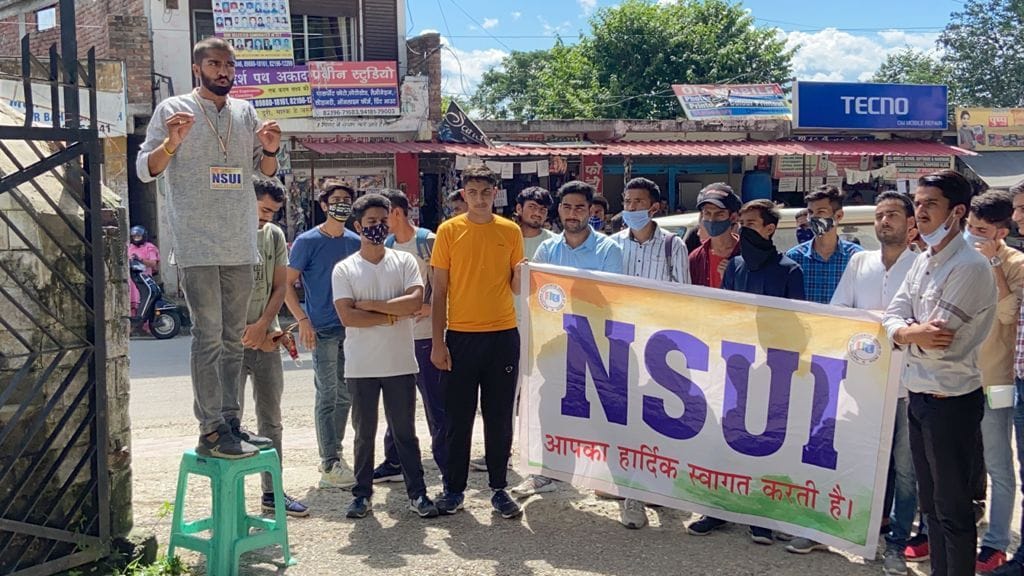 NSUI urged to start PG classes in Physics, Chemistry