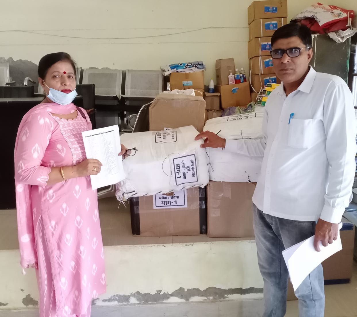 The process of opening libraries in the schools of 16 villages of the block started