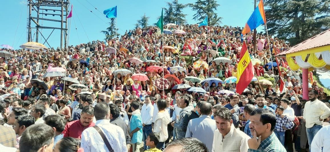 thousands of people came for dev darshan in dalash rishi panchami