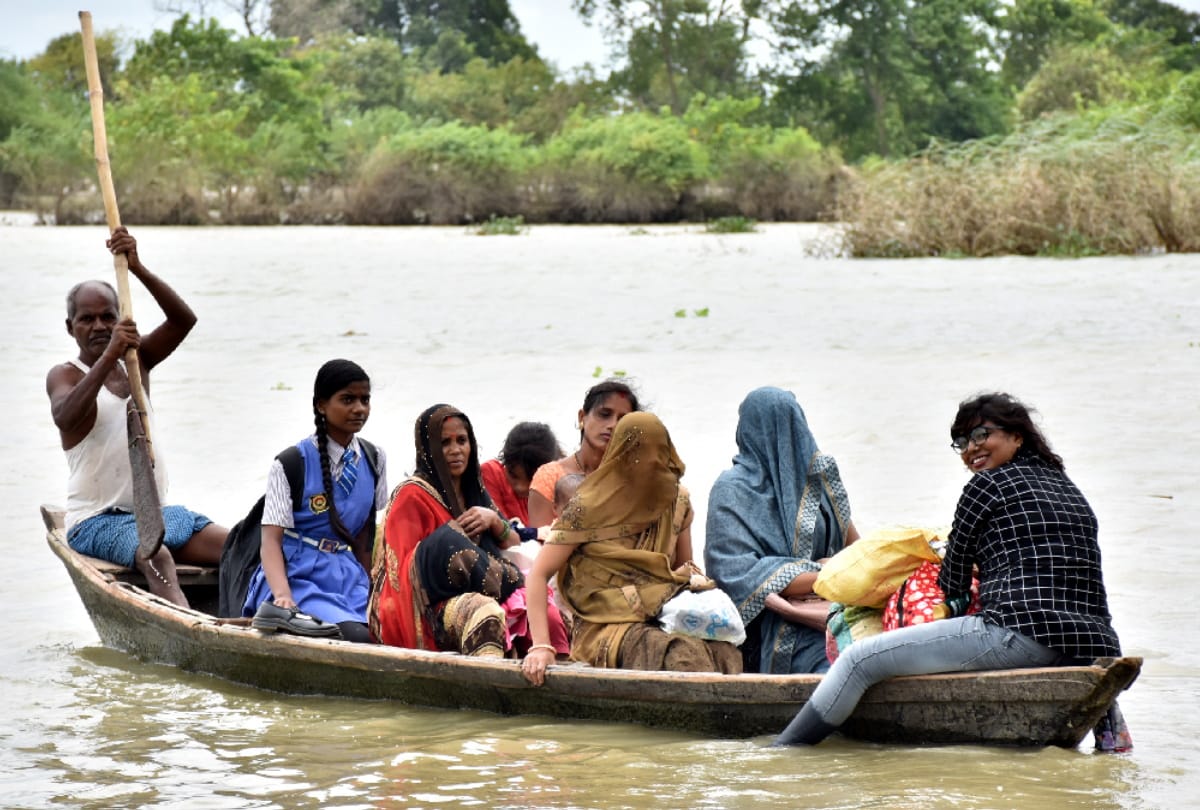 Rapti and Gorra rivers may come below danger mark in Gorakhpur today
