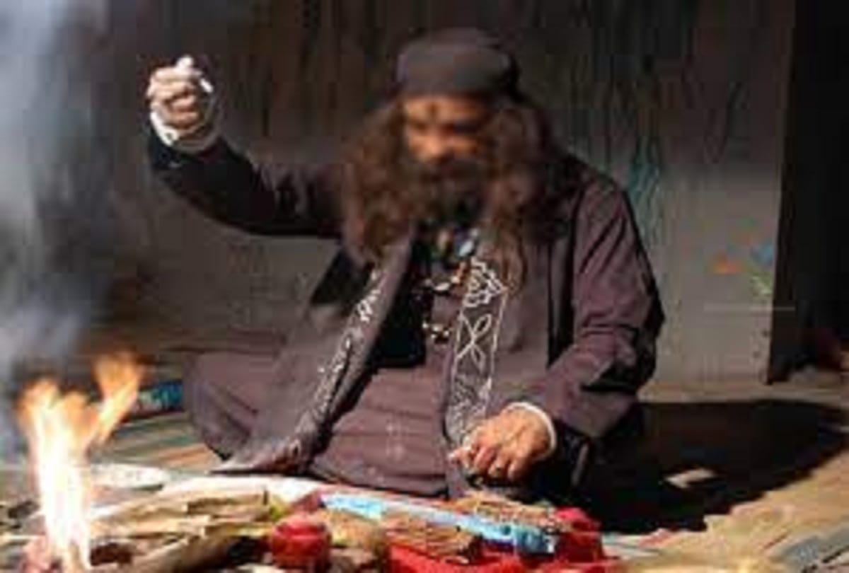 Baba cheated lakhs of rupees by telling ghosts in Pataudi