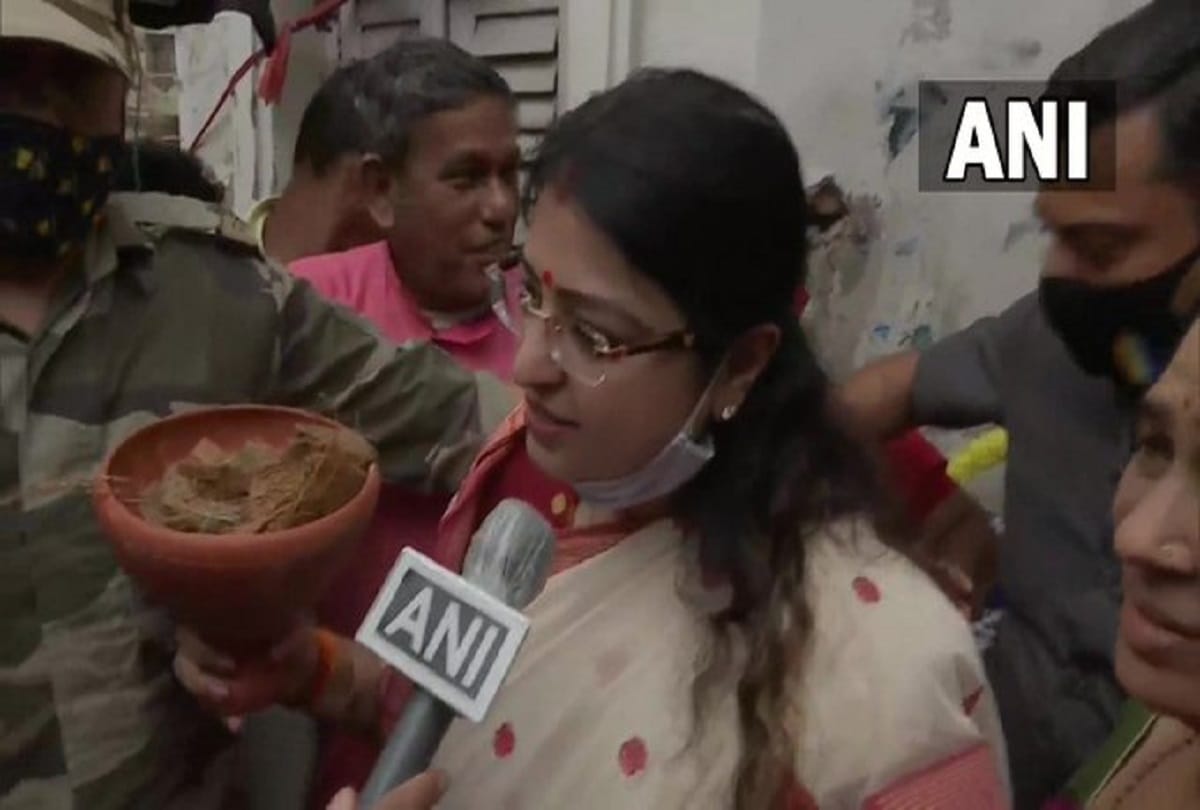 Bhawanipur by election 2021, Returning Officer sends notice to BJP candidate Priyanka Tibrewal for rallies restriction