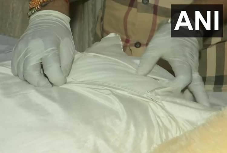 Mohali-based entrepreneur Twinkle Kumar is Recycling Cigarette Butts into Toys