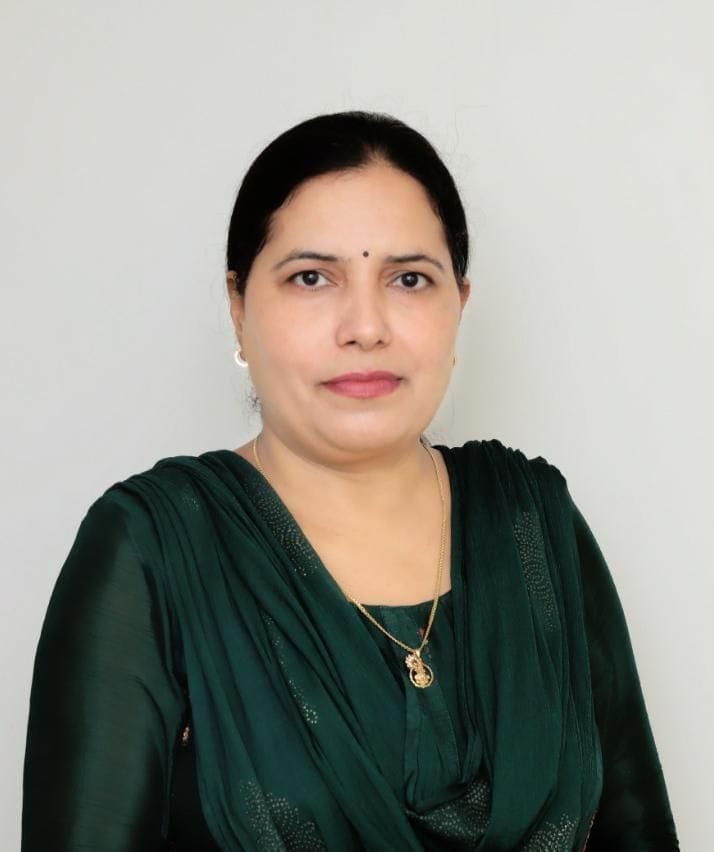 Pankaj from Noida, Poonam from Jewar becomes AAP's candidate