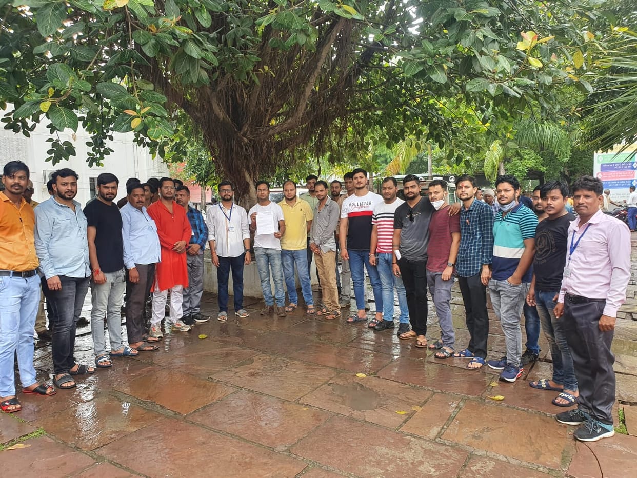 business leader enrage, students lathicharge