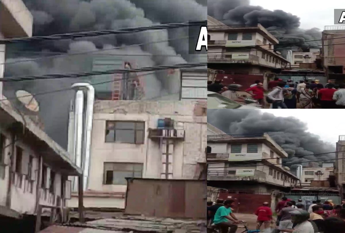 Delhi fire broke out in factory at mayapuri phase 2 many fire tenders at spot