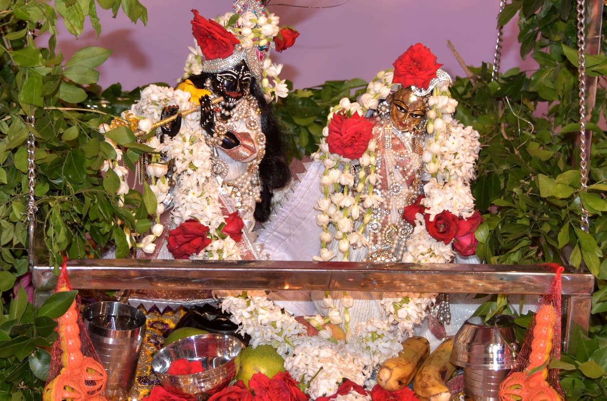 Devotional atmosphere with the cheers of Radha-Krishna