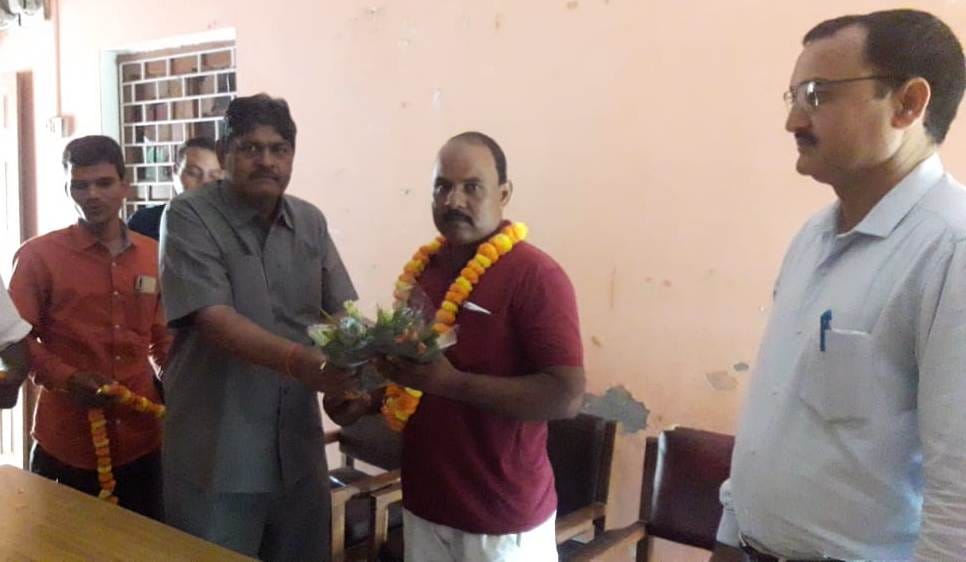 sweeper became  national level player in shot throwing told how he got success at  age of 42