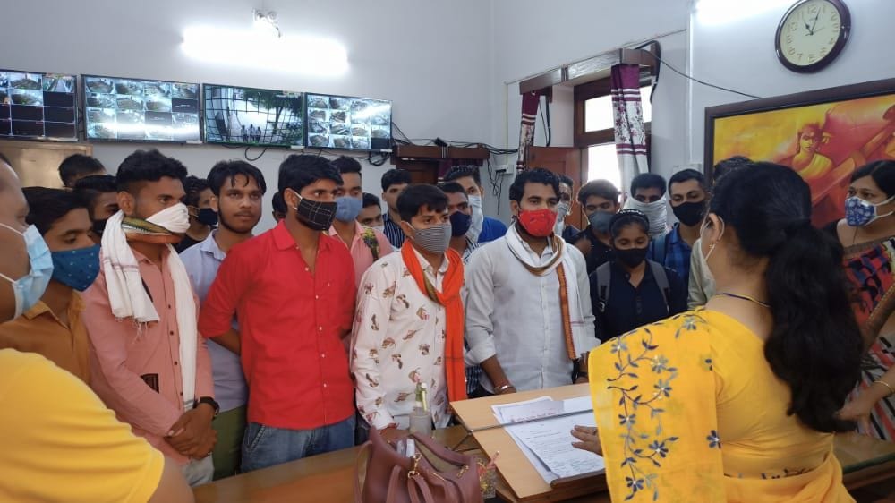 Students will protest if the fee is not reduced