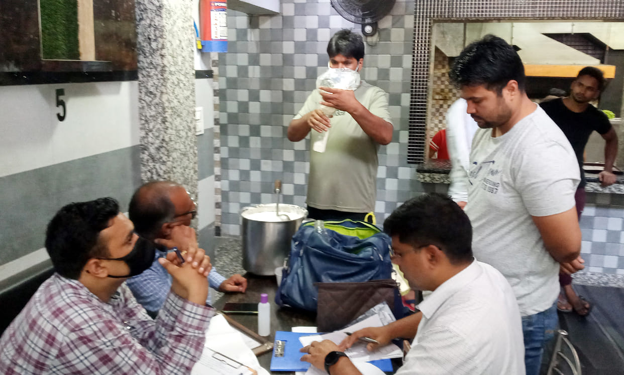 Seven family members deteriorated after eating chicken