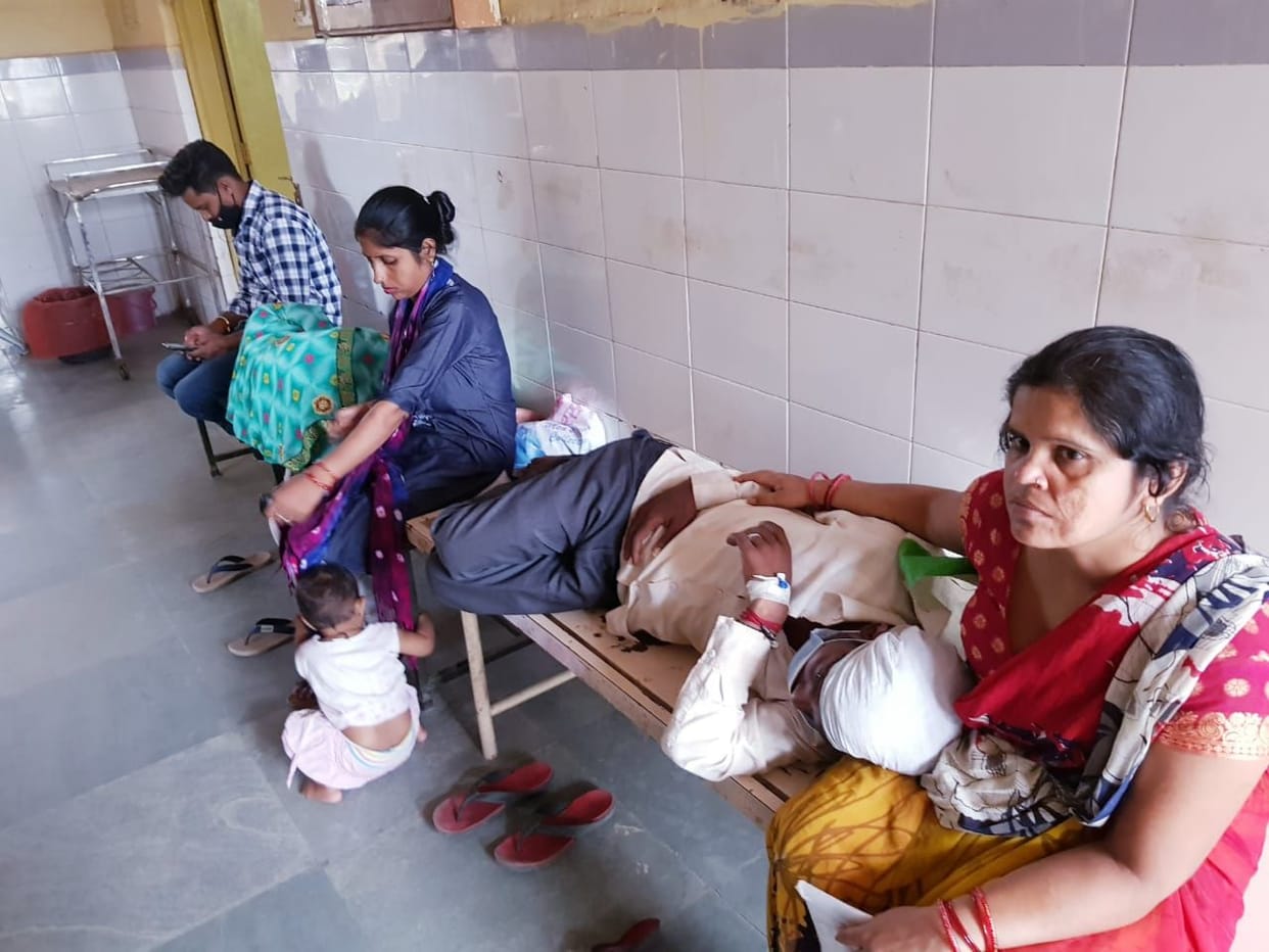 Chaos: Medical college lab stalled for two and a half hours
