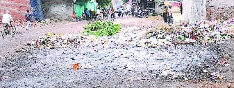 ... here the claims of cleaning and fogging are also aired