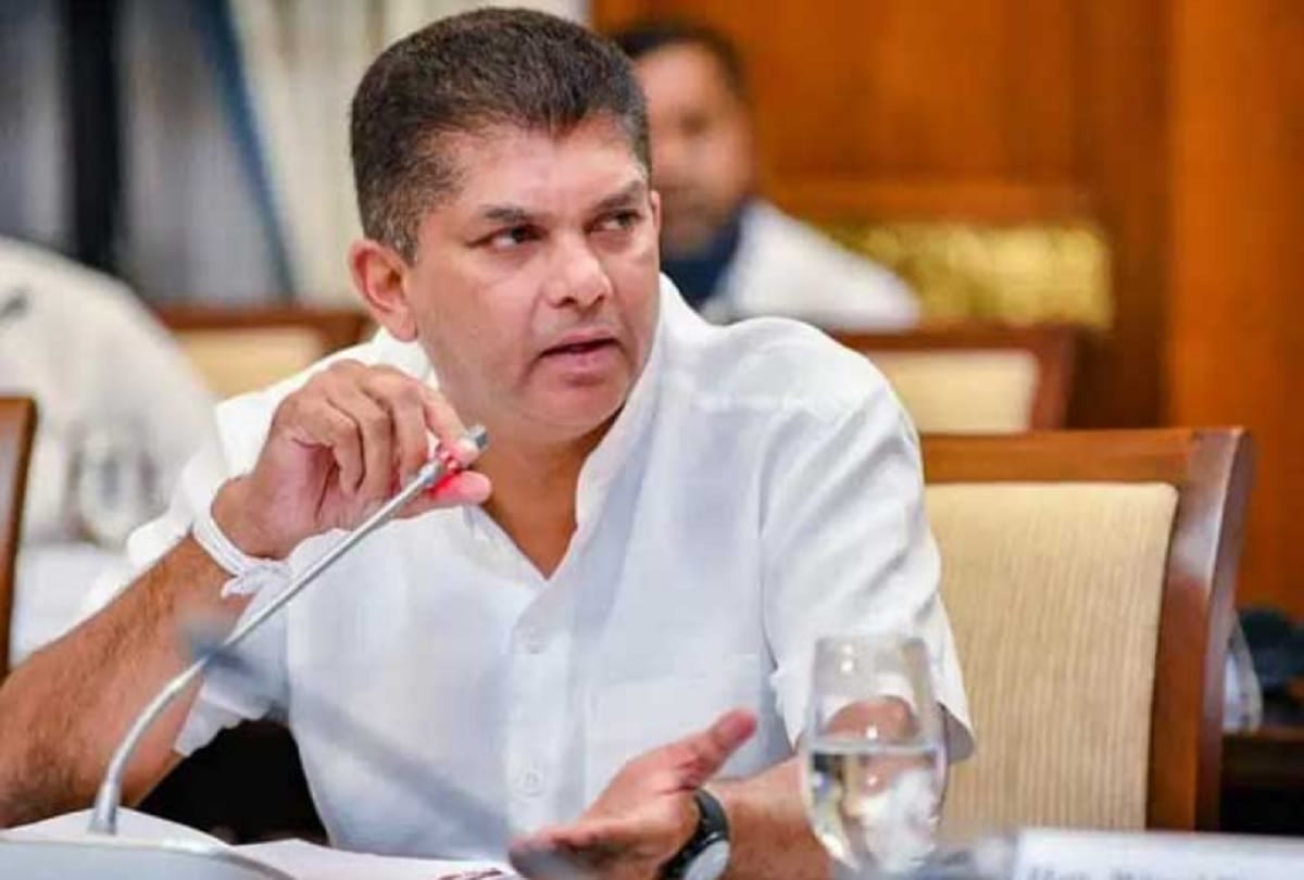 Sri Lanka Prison minister resigns over threats to kill Tamil prisoners