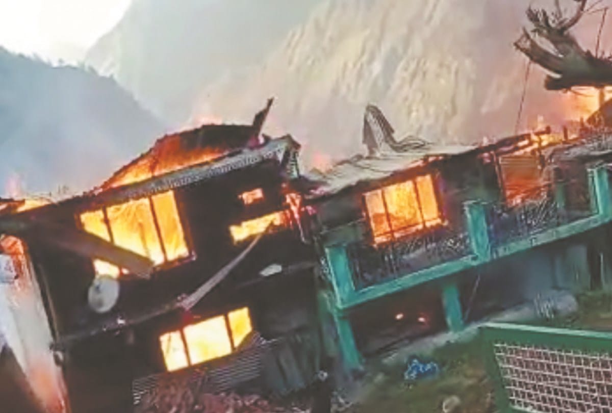 kinnaur himachal news: seventy houses gutted in fire in kinnaur himachal pradesh