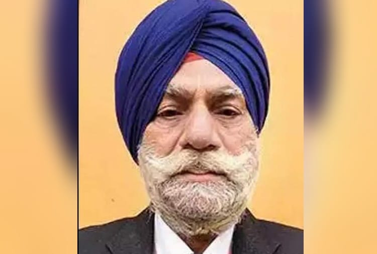 Farmers Protest outside House of BJP Leader Harinder Singh Kahlon in Jalandhar