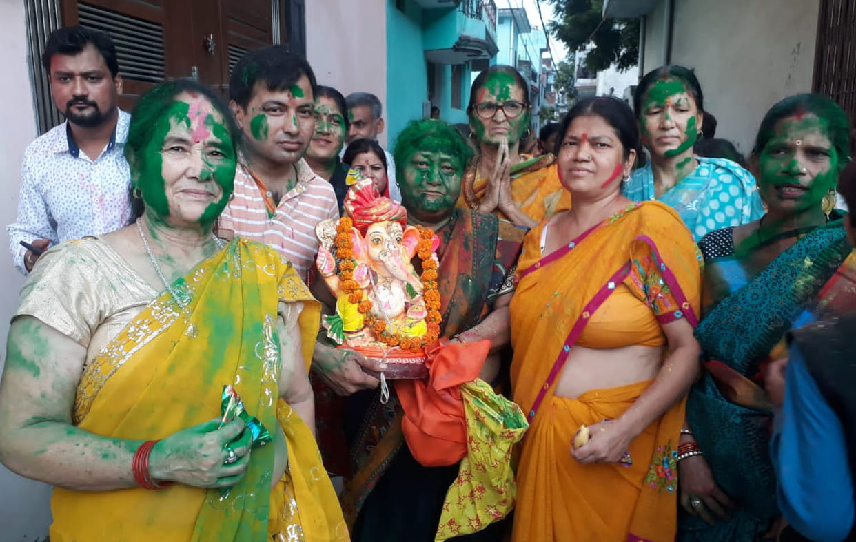 Immersion of Ganpati idol done with reverence