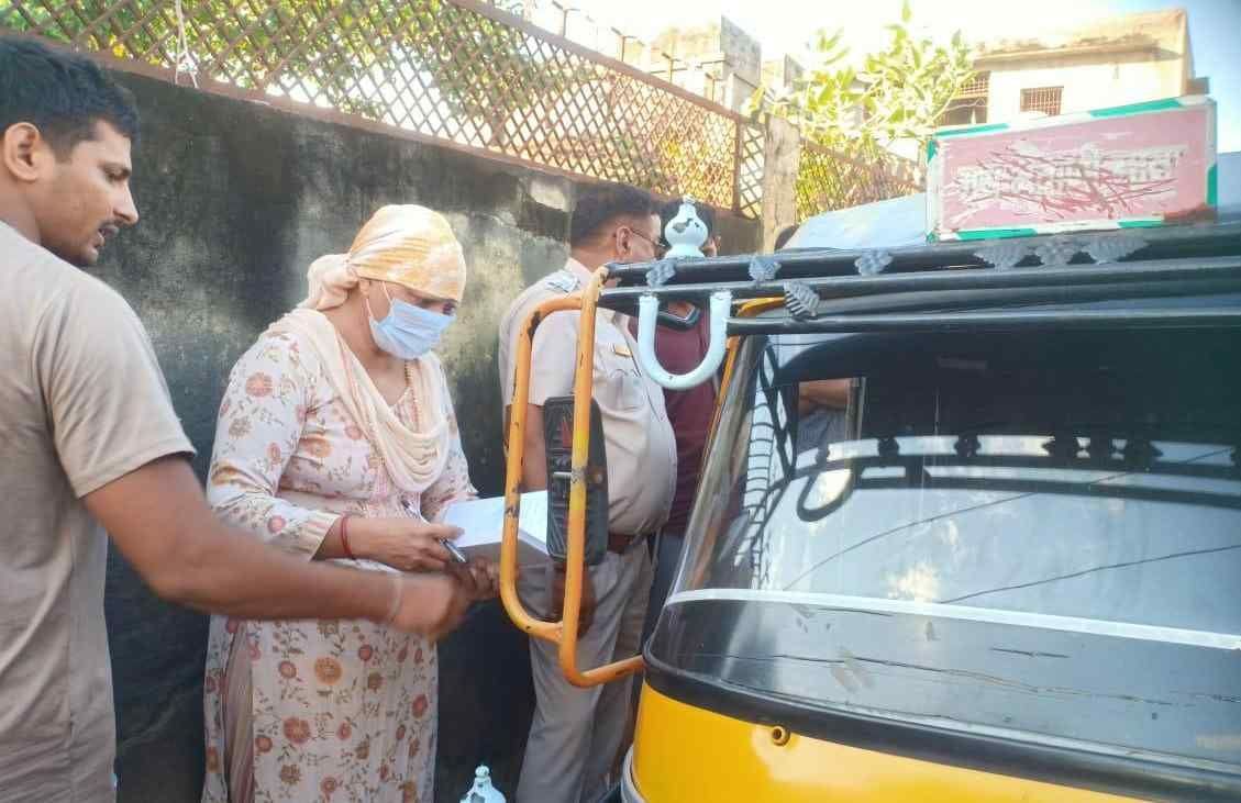 Auto driver was murdered by slitting his throat in Jasia, had returned late at night from the party