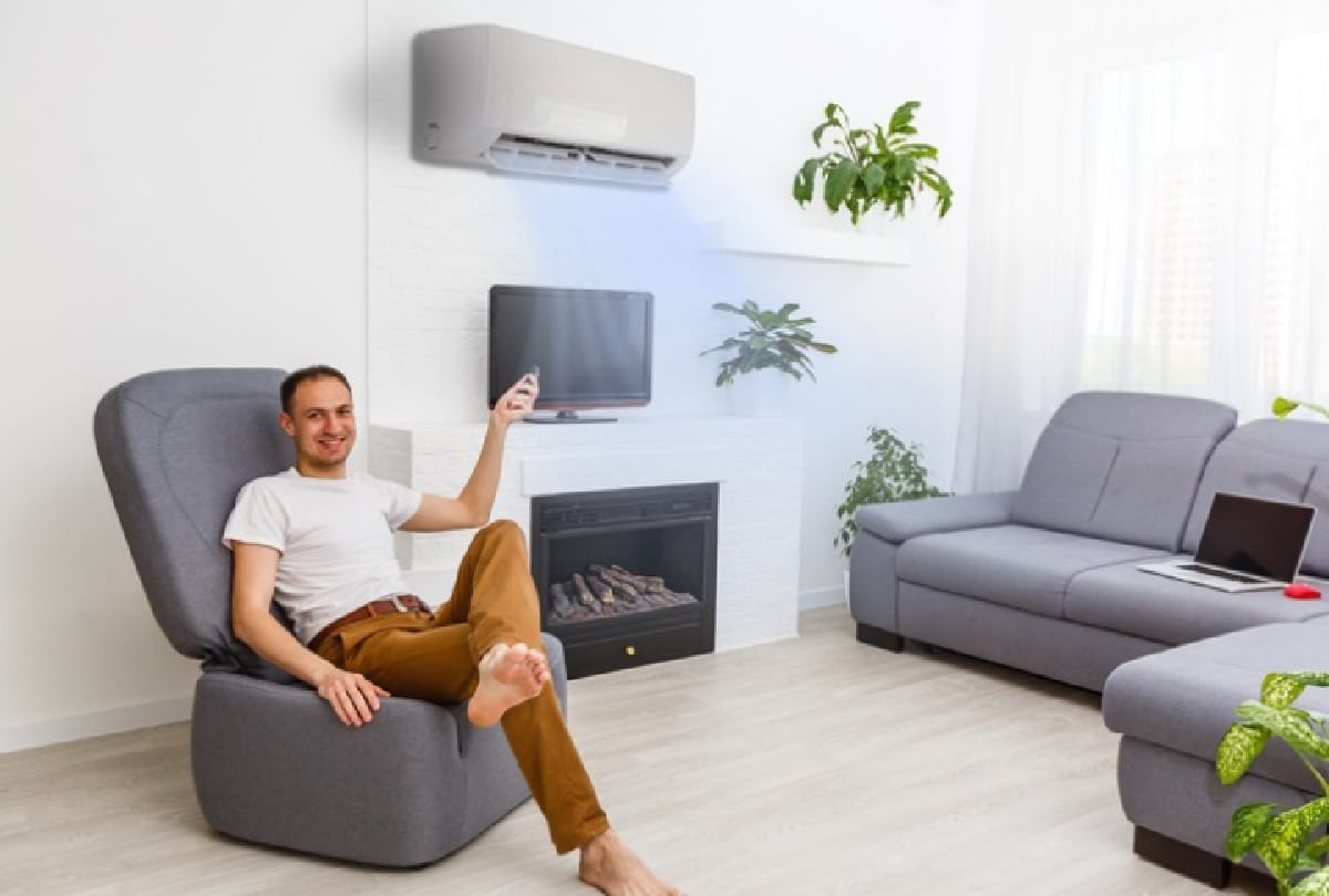 Why Air conditioner always installed on upper side of wall know this interesting fact