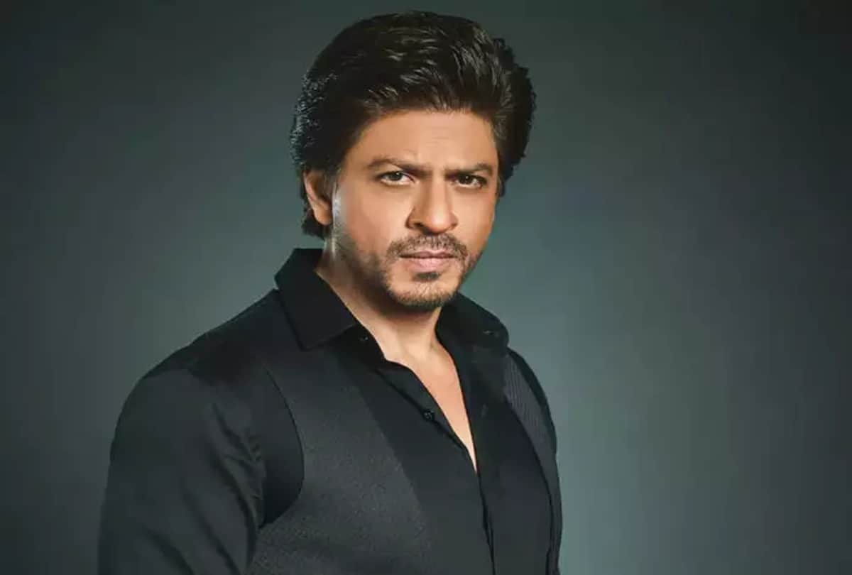 Shahrukh Khan got five crores for Except SRK the stars who retweeted also got so many lakhs