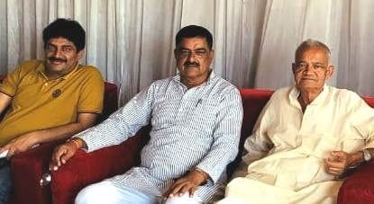 Hathras: Do not bind King Mahendra Pratap in the caste border