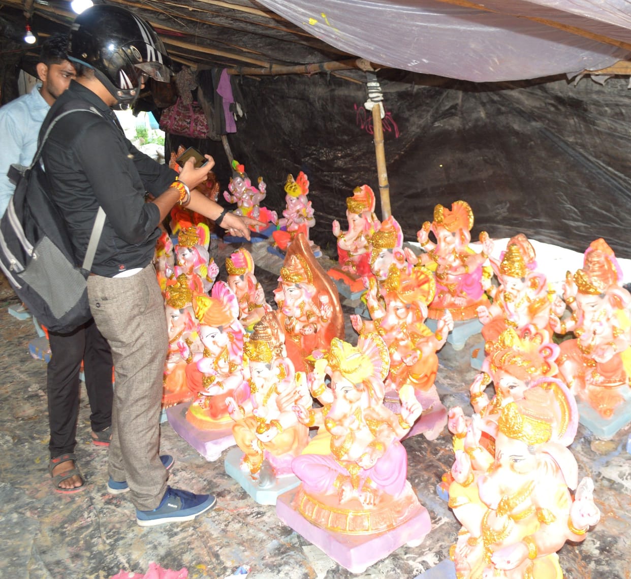 Hathras: The blessings of Lambodar will rain on Brij's dehri today