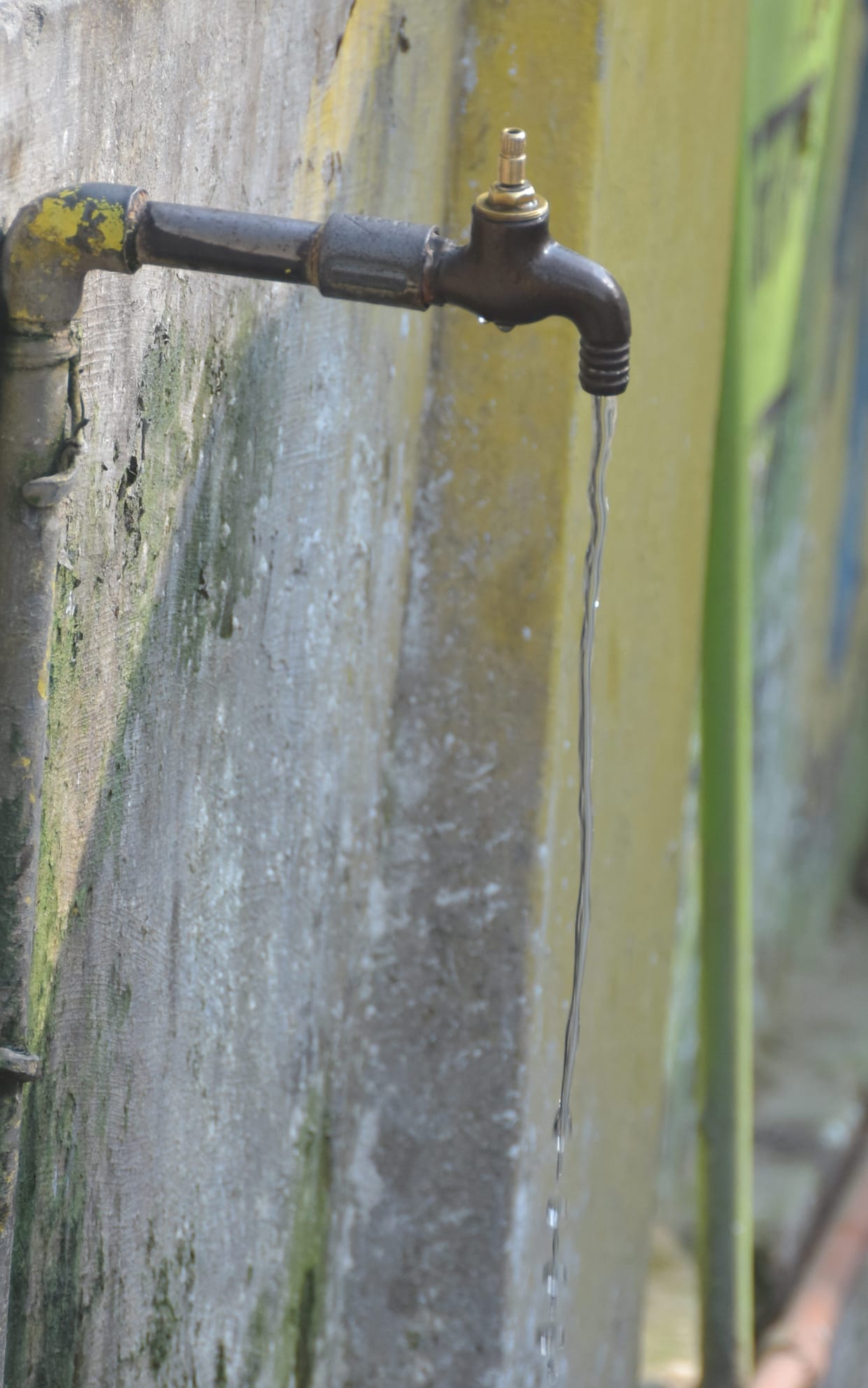 No concrete strategy of monitoring, how to conserve water