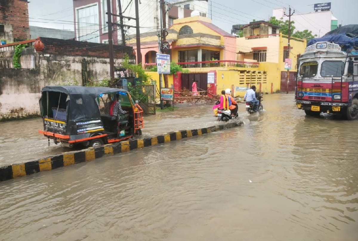 Weather Forecast Update Today in Gorakhpur heavy rainfall in UP weather update news