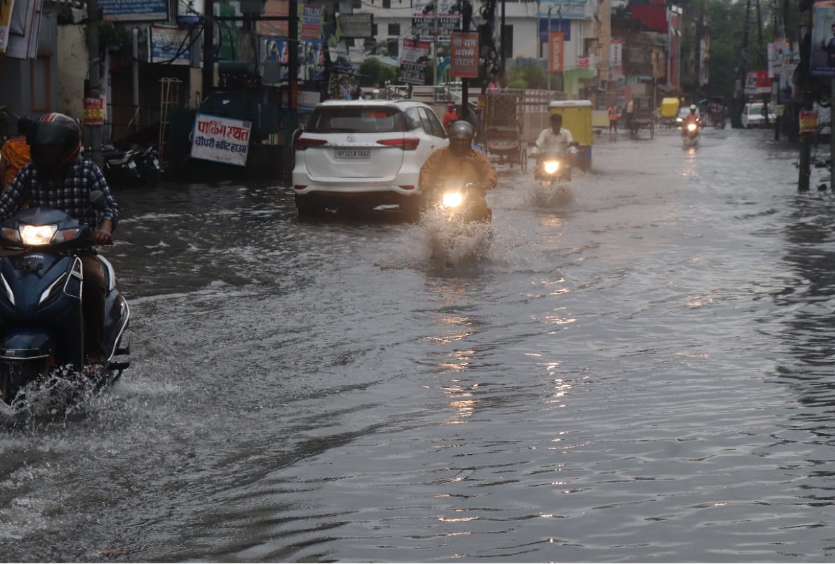 Weather Forecast Update Today in Gorakhpur heavy rainfall in UP weather update news