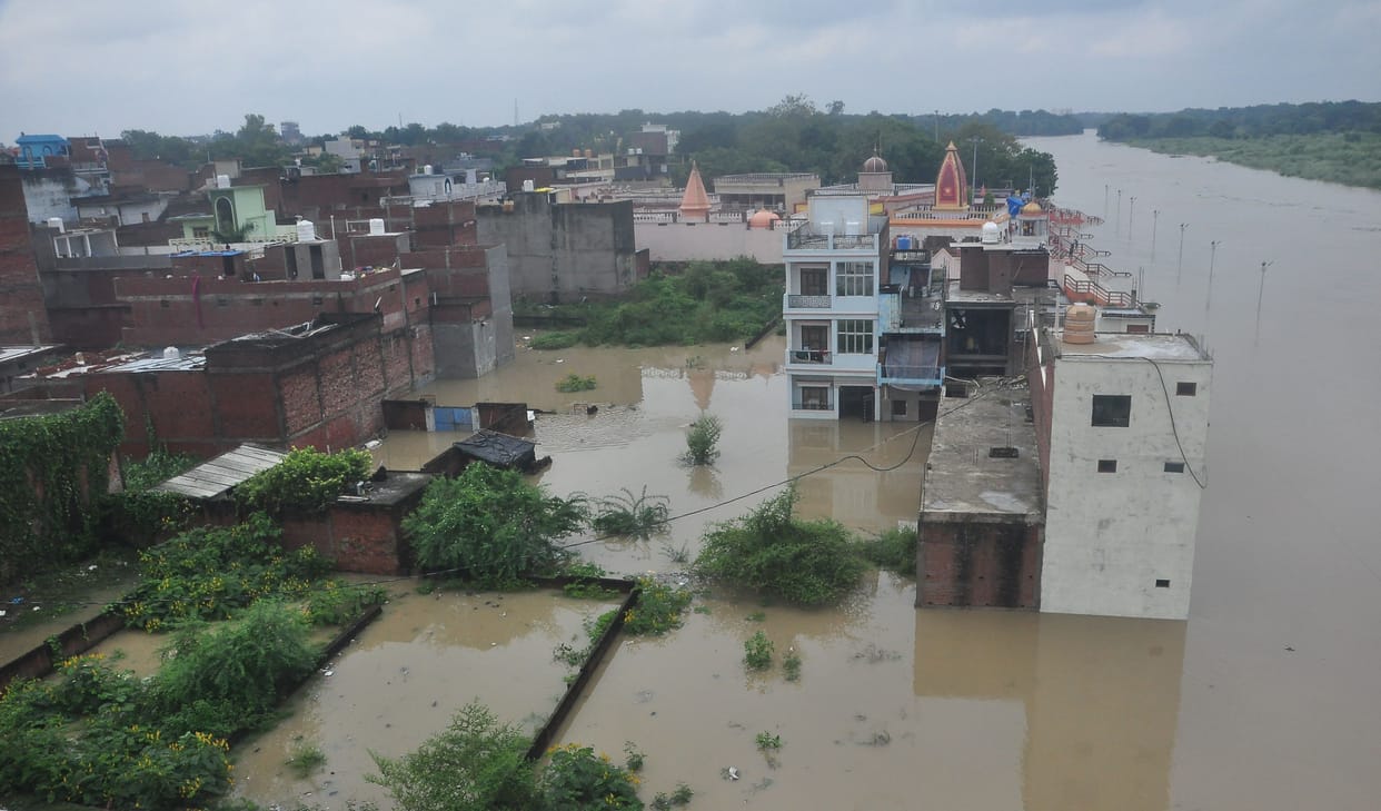Boom Sai, 42 families of Belhadevi Ghat left home