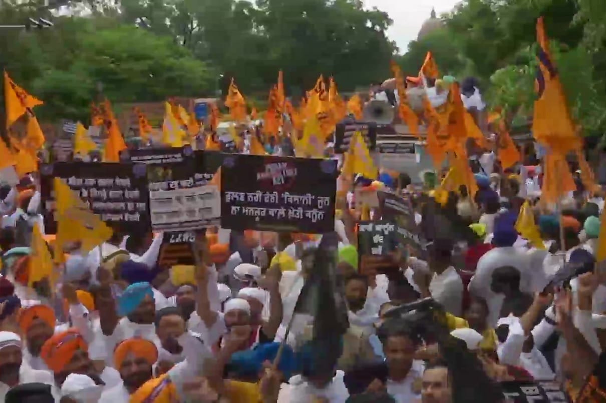 Farmers protests against agricultural laws when and where talks with modi govt and what was the result shiromani akali dal delhi kisan andolan