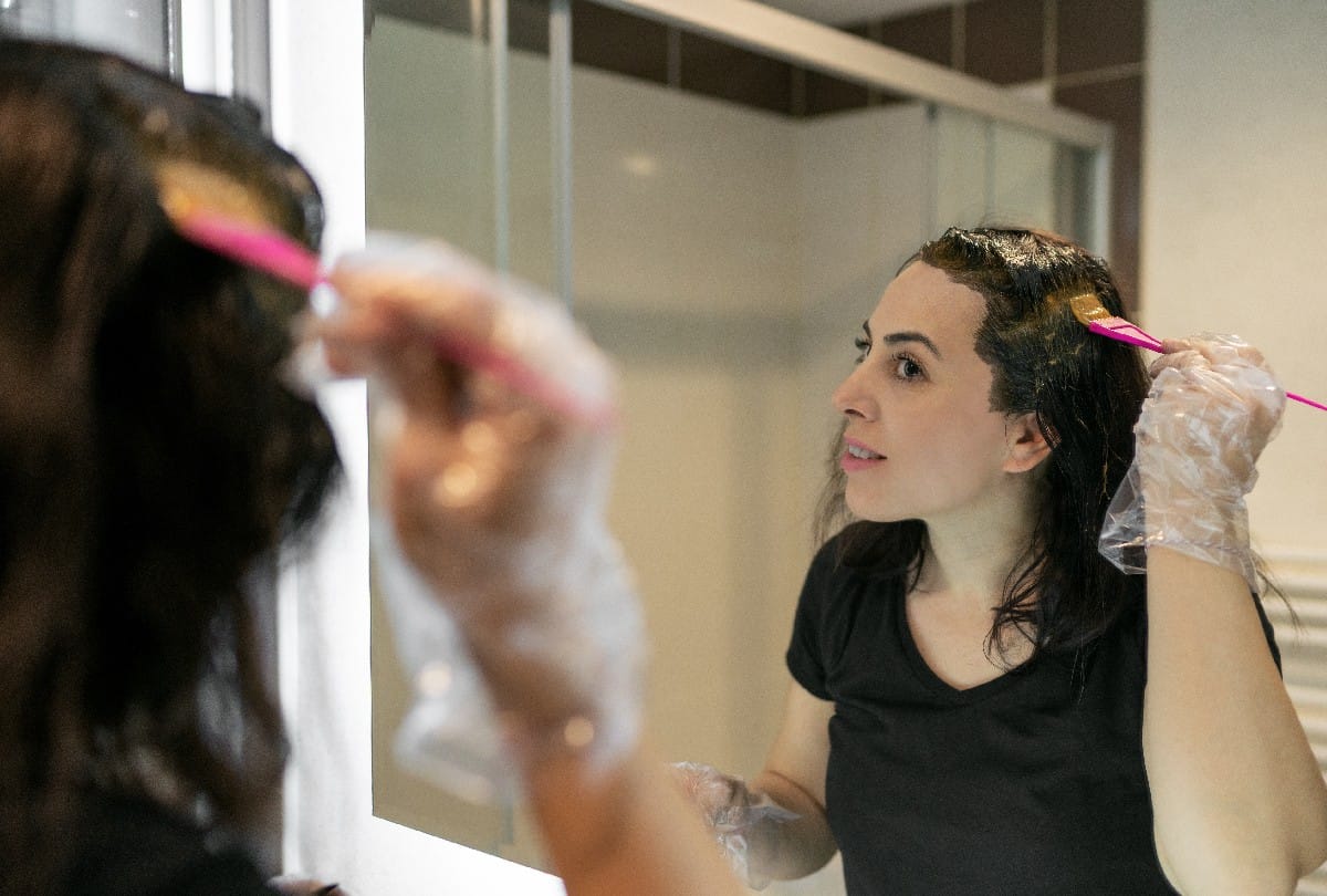 Hair Care Tips Know Mistakes To Avoid While Applying Henna or Mehendi On Hair