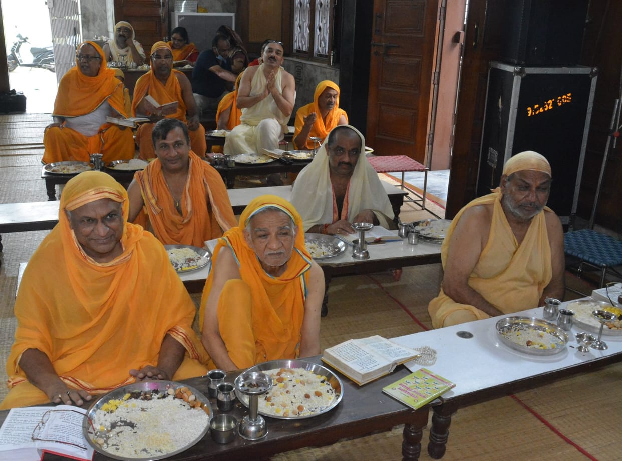 Explained the importance of Dashlakshana Mahaparv