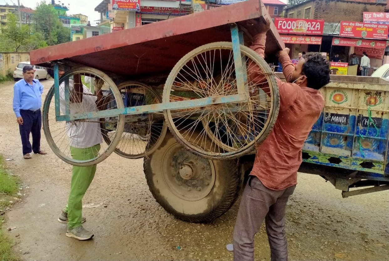 action of street vendor in nerchowk