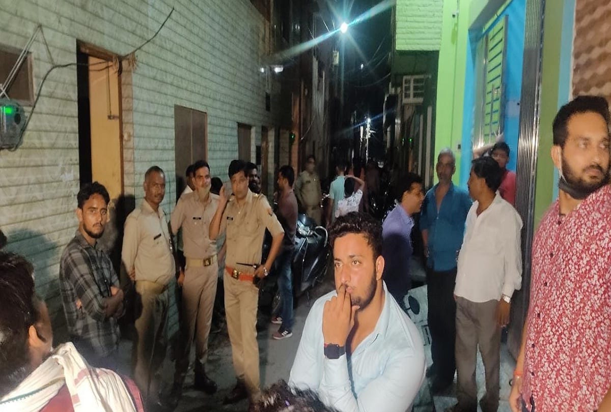 Kolkata Police arrives to arrest BJP leader who placed a reward of Rs 11 lakh on Mamata Banerjee head