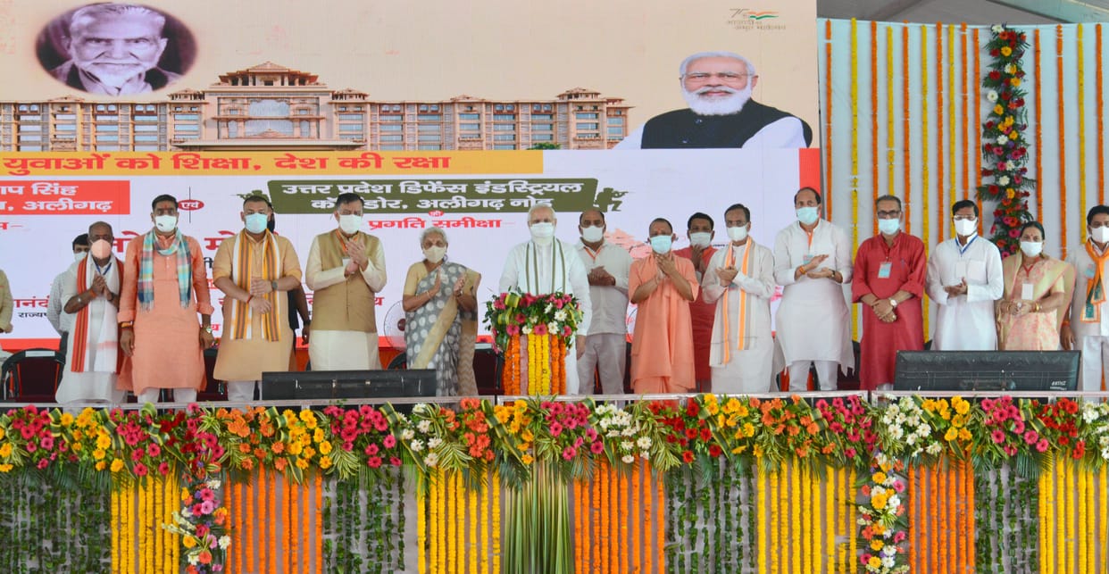 Governments before 2017 responsible for the Choas of UP: Modi