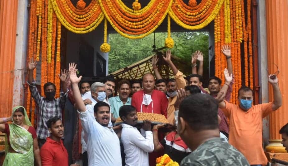 PM Modis 71st birthday This is how the Prime Minister birthday was celebrated in Kashi