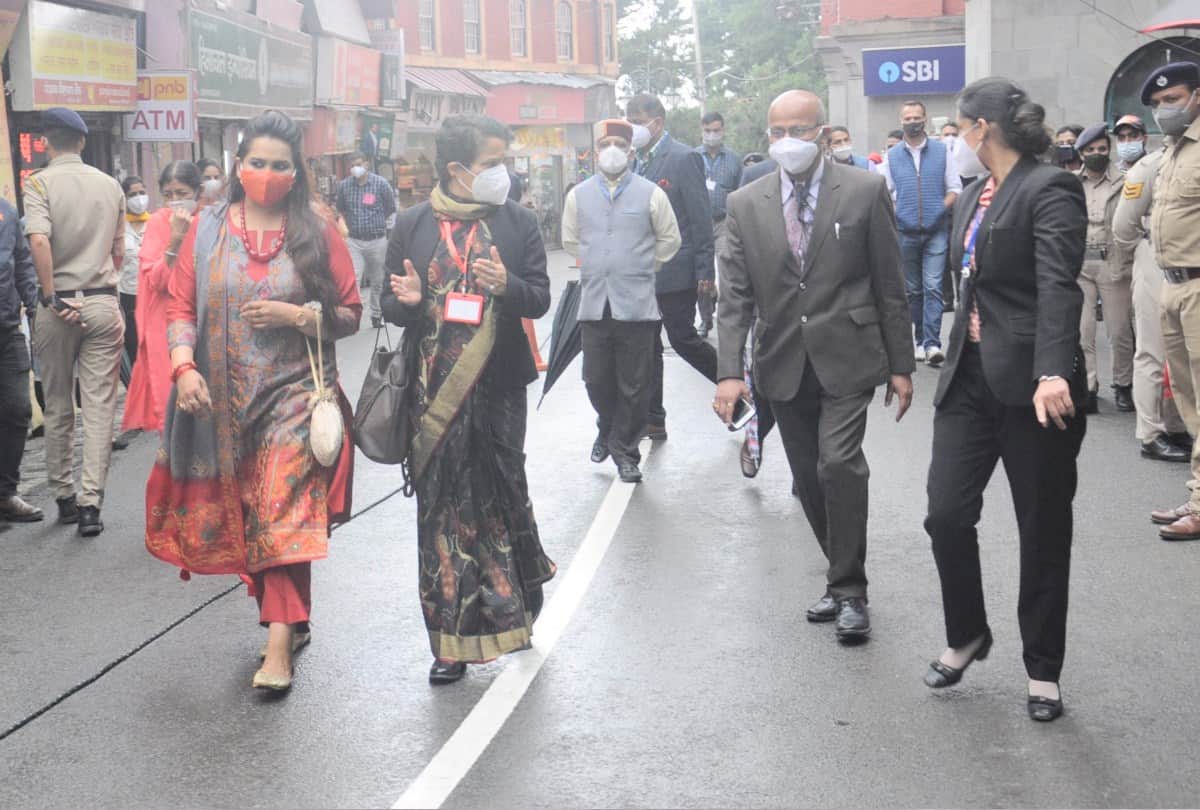 president ramnath kovind daughter Swati Kovind Visit Mall Road and Ridge Maidan Shimla