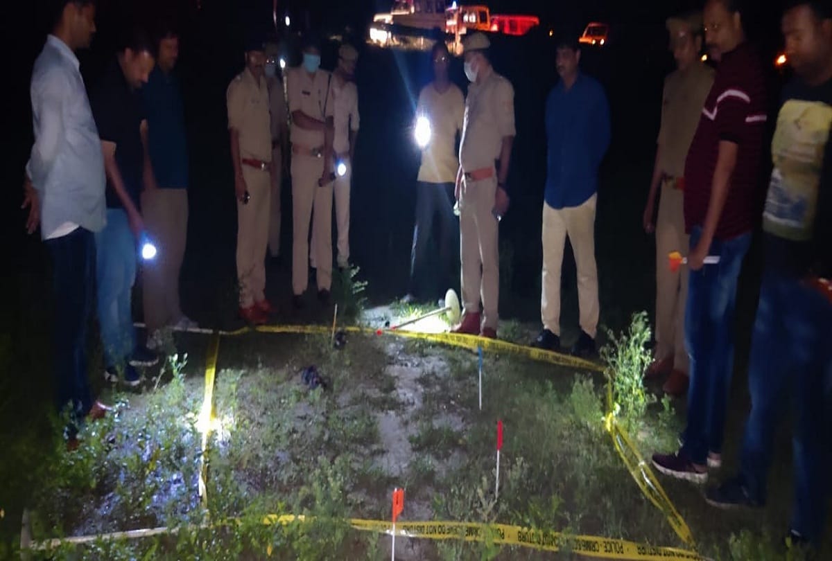 Police shot in an encounter wanted in the murder of fellow helper in Hardoi