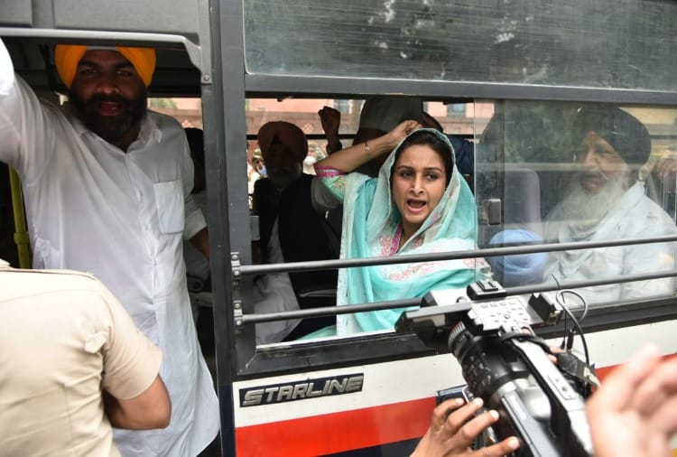 Shiromani Akali Dal Organised Parliament march without permission against farm laws