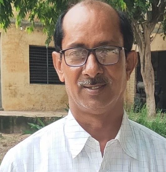 Hathras: Hindi should be made a language of employment