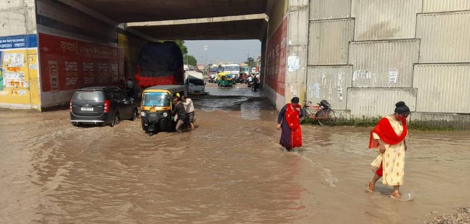 rani ki sarai underpass turned into mud