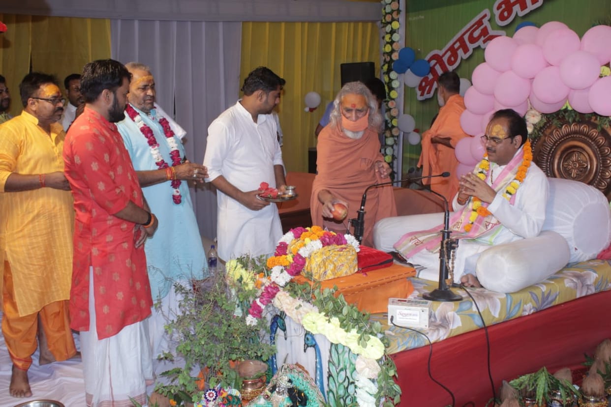 Bhagwat is the key to liberation: Swami Omanand