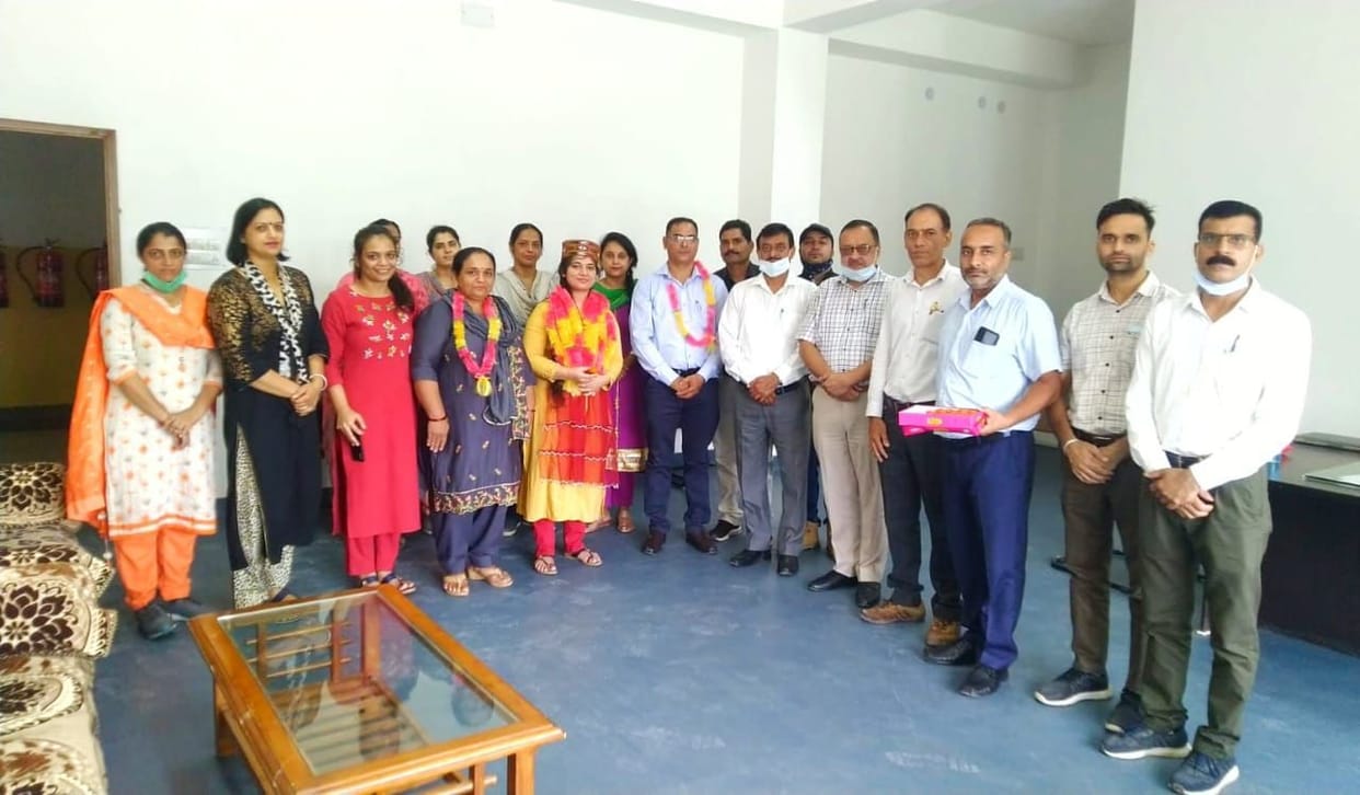 Riya Sharma honored at Bangana College