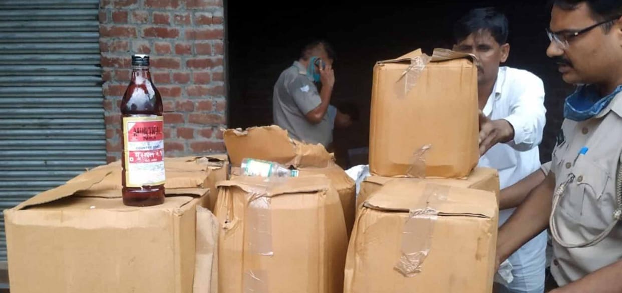 Haryana's 28 boxes of illegal liquor recovered by the Excise Department