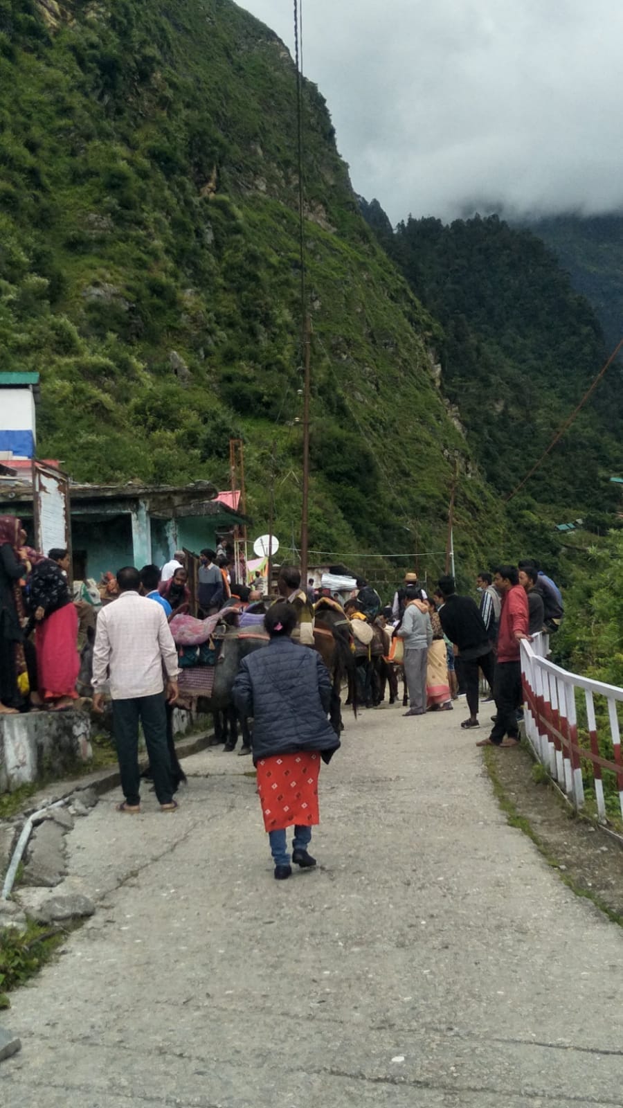 Chardham Yatra 2021: Businessmen disappointed due to less number of devotees
