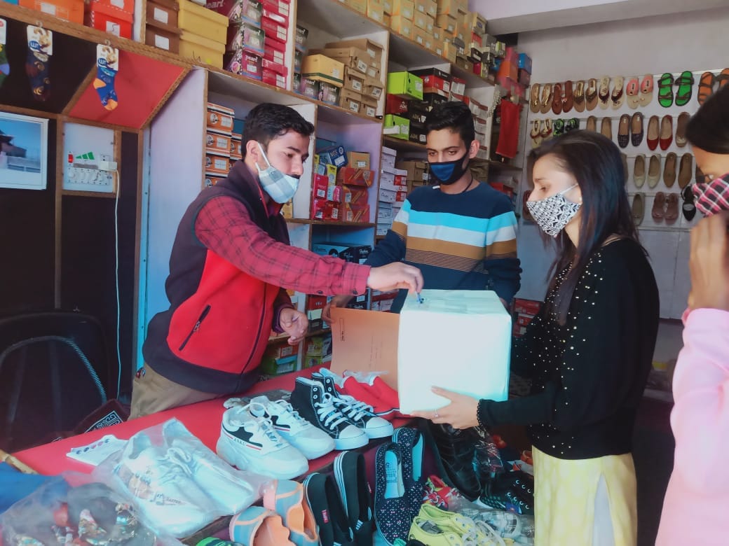 nsui collect fund for ramni fire victim