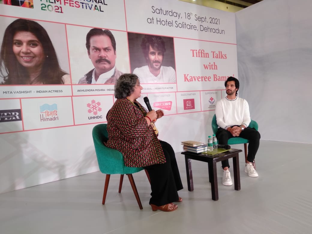 dehradun international film festival 2021: evening became memorable with the presence of actors