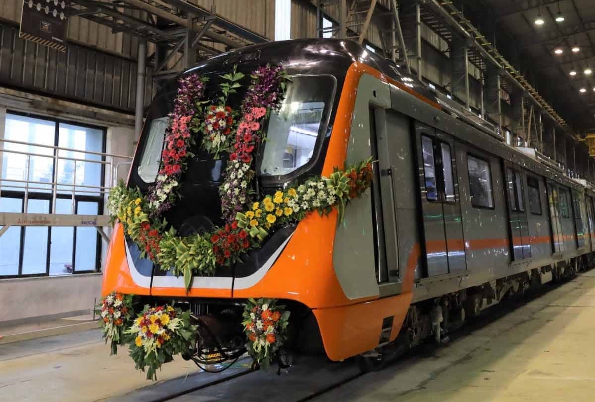 Kanpur: Metro coaches are coming from Gujarat, trial will start soon